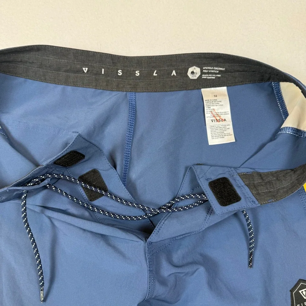 Vissla Board Shorts Size 32 Blue Rainbow Stripe Upcycle Coconut Stretch M115QTRI